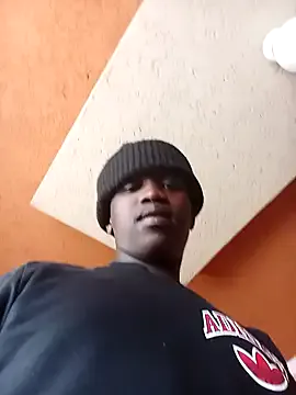 Naughtiestboy366 – webcam model profile photo