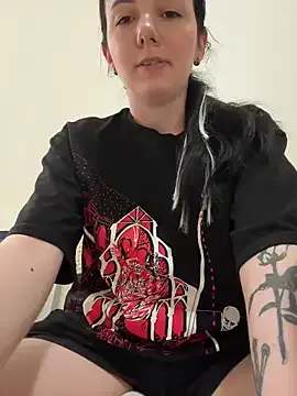 Mia--meow – webcam model profile photo Image 4