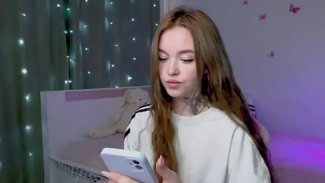  – webcam model profile photo Image 7