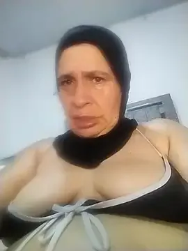 Naughty_mommy Image 3