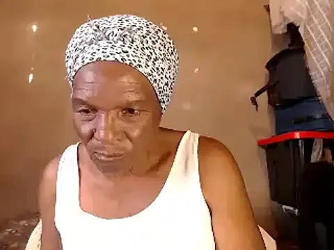 roouse – webcam model profile photo Image 5