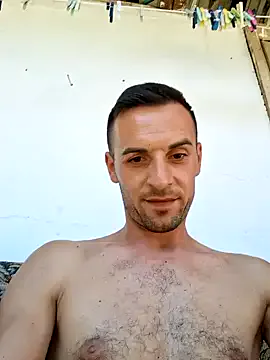  – webcam model profile photo Image 9