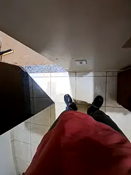 zui_lu – webcam model profile photo Image 4