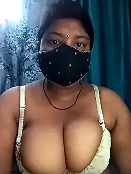  – webcam model profile photo Image 15
