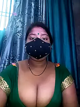  – webcam model profile photo Image 17