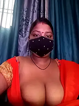  – webcam model profile photo Image 18
