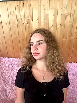 Yuky_ta – webcam model profile photo Image 10