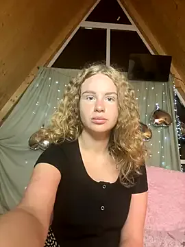 Yuky_ta – webcam model profile photo Image 5