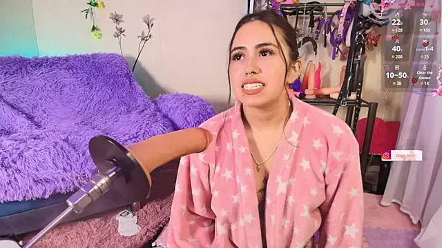 roouse – webcam model profile photo Image 7