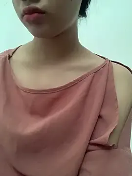 seraphine23 – webcam model profile photo Image 19