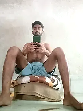  – webcam model profile photo Image 18
