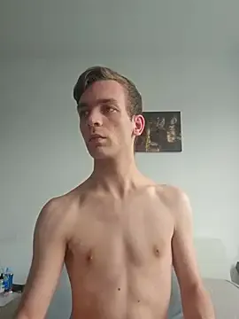 Deeptalkss – webcam model profile photo Image 2