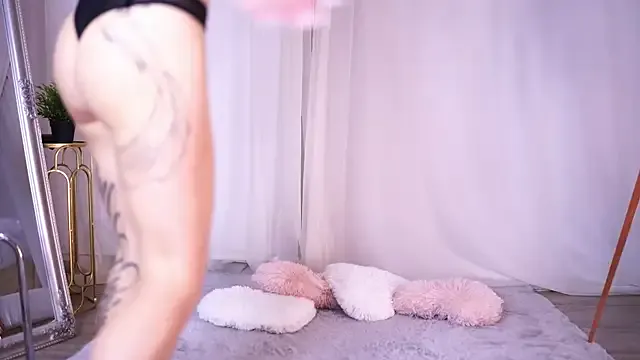 nathi_poyo – webcam model profile photo Image 4