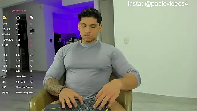 zui_lu – webcam model profile photo Image 18