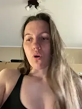 Nicole-Ray Image 12