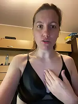 Nicole-Ray Image 13