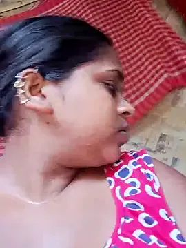 nathi_poyo – webcam model profile photo Image 2