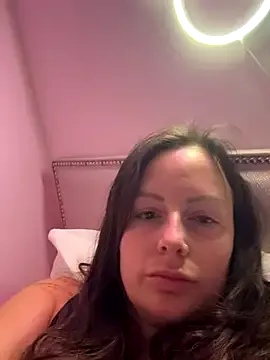 Simone_Miller – webcam model profile photo Image 8