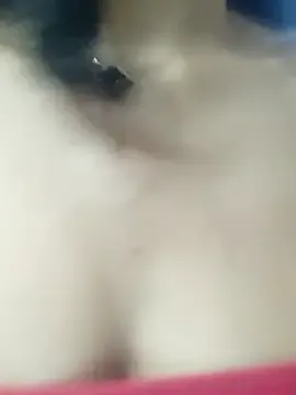 zui_lu – webcam model profile photo Image 18