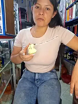 bambi_lu – webcam model profile photo Image 4