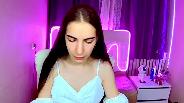 TeaseDollXXX on FreeCamNet Image 12