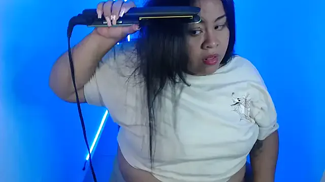 roouse – webcam model profile photo Image 19