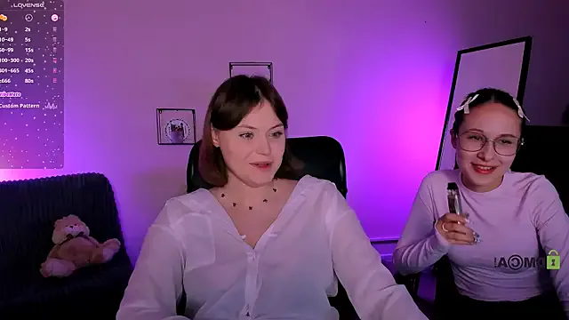 roouse – webcam model profile photo Image 19