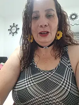 CatVibe – webcam model profile photo Image 3