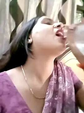 Noughty_Bhabhi Image 2
