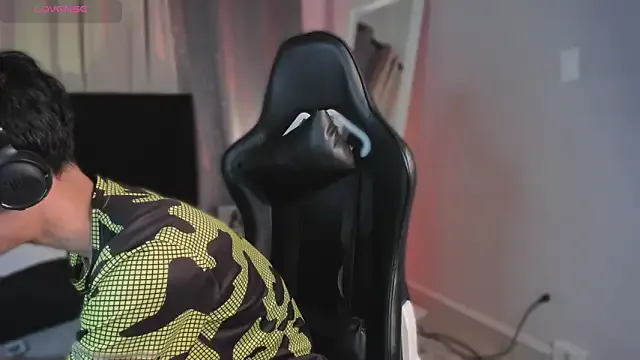 Mme-Evangelyne – webcam model profile photo Image 5