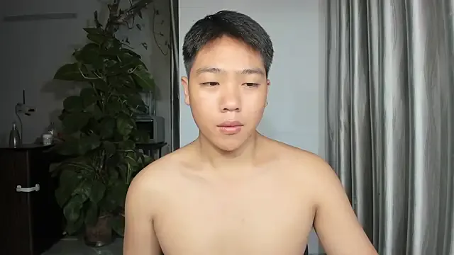  – webcam model profile photo Image 17