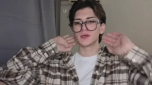 Diegoarctic – webcam model profile photo Image 5