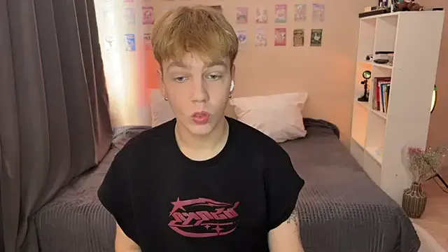 841_yayoi – webcam model profile photo Image 2