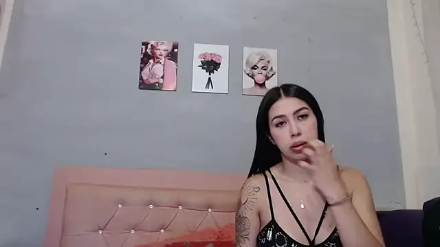 Nonchan_ – webcam model profile photo Image 16