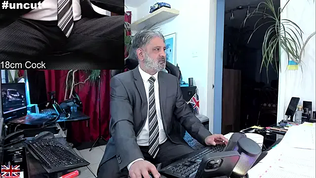  – webcam model profile photo Image 13