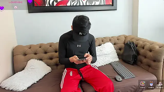 Nonchan_ – webcam model profile photo Image 7