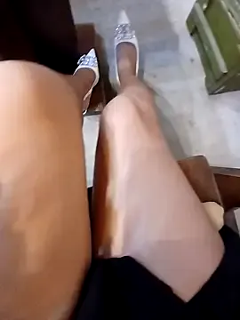 seraphine23 – webcam model profile photo Image 18