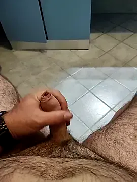 PumaShyXD – webcam model profile photo Image 2