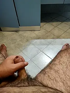 PumaShyXD – webcam model profile photo Image 9