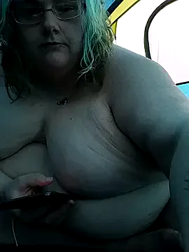 Mia--meow – webcam model profile photo Image 10