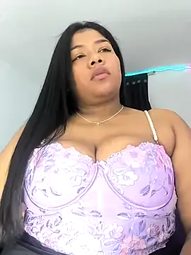 NANA_7 – webcam model profile photo Image 18