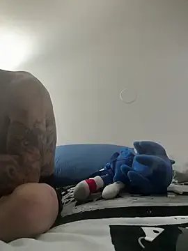 trainwithme – webcam model profile photo Image 11