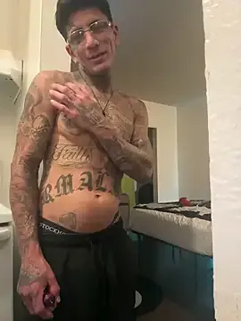 trainwithme – webcam model profile photo Image 14