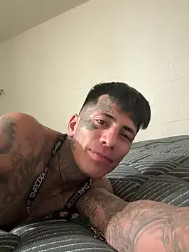 trainwithme – webcam model profile photo Image 2