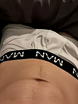 Awesomelusty – webcam model profile photo Image 7