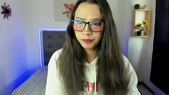 LushianaFitness – webcam model profile photo Image 17