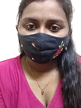 Pavani-Sexy Image 12