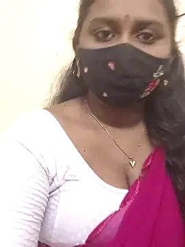 Pavani-Sexy Image 14
