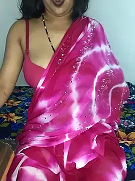  – webcam model profile photo Image 7