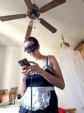 roouse – webcam model profile photo Image 19